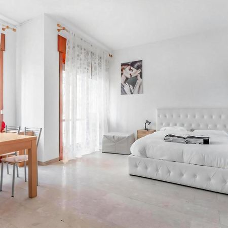 Moncler House Navigli Apartamento Milão Exterior foto