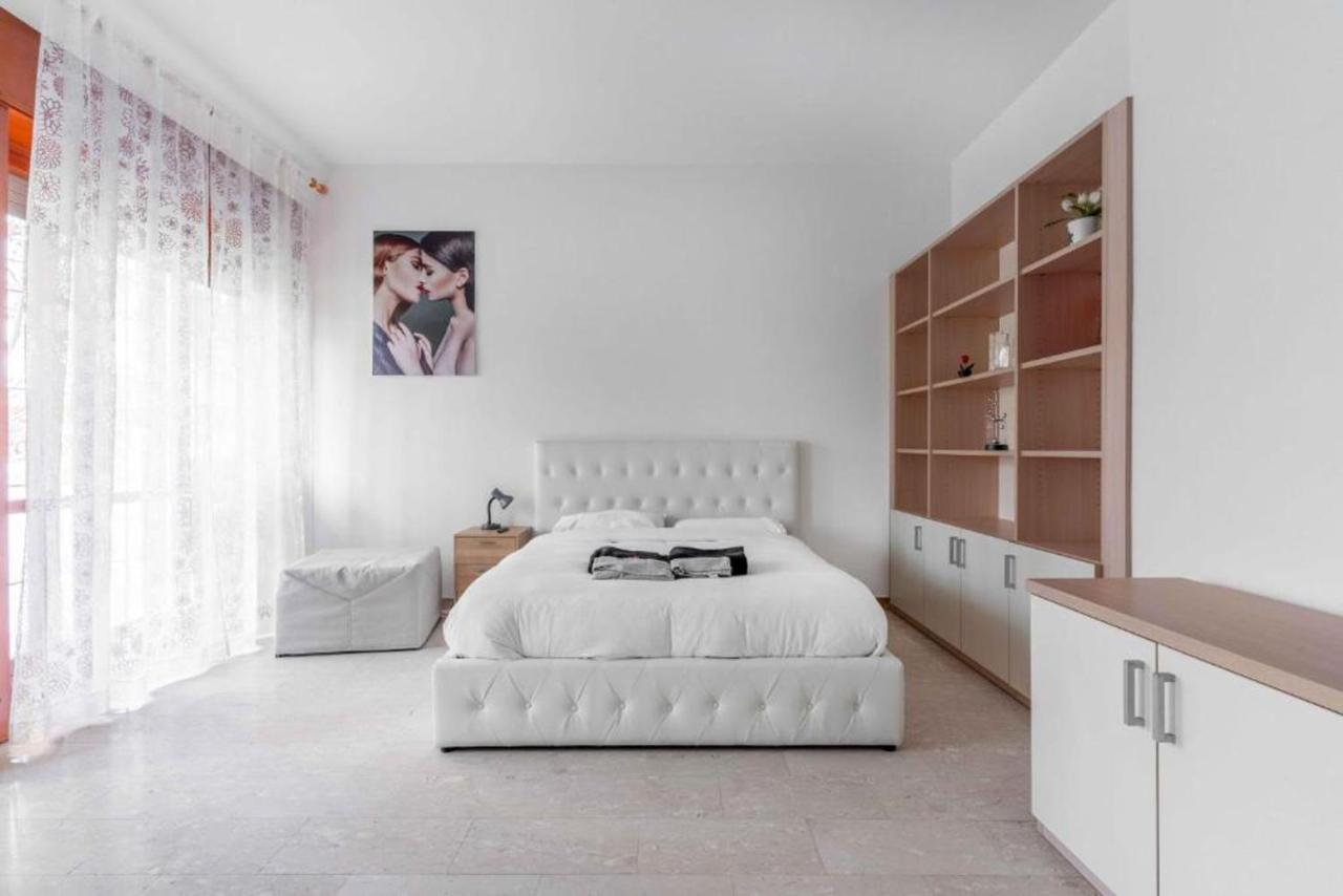 Moncler House Navigli Apartamento Milão Exterior foto